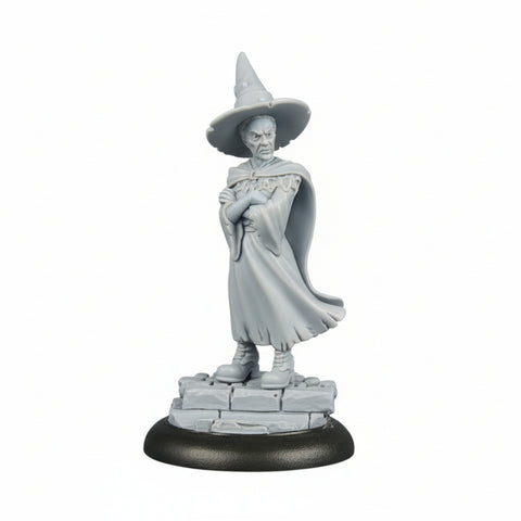 Discworld Miniatures | Esme Weatherwax (1)