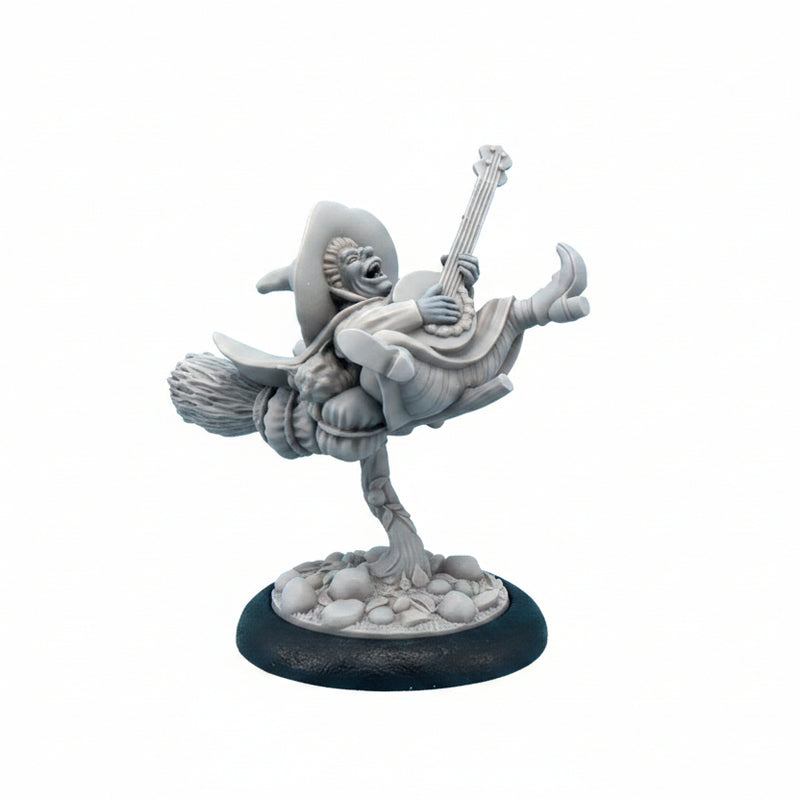Discworld Miniatures | Nanny Ogg on Broom (1)